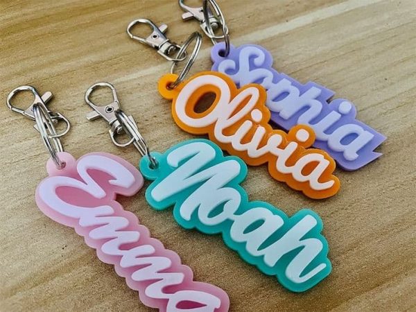 Customized Acrylic Keychain – Laser-Cut Lettering for a Unique Look - Image 2